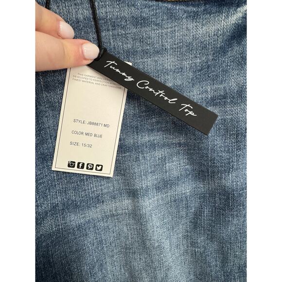 Judy Blue Women's End Game Hi-Rise Tummy Control Skinny Jeans Raw hem size 15/32 - Picture 8 of 8